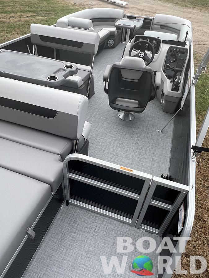 2026 Princecraft Vectra 23 RL Dinette Swingback Pontoon