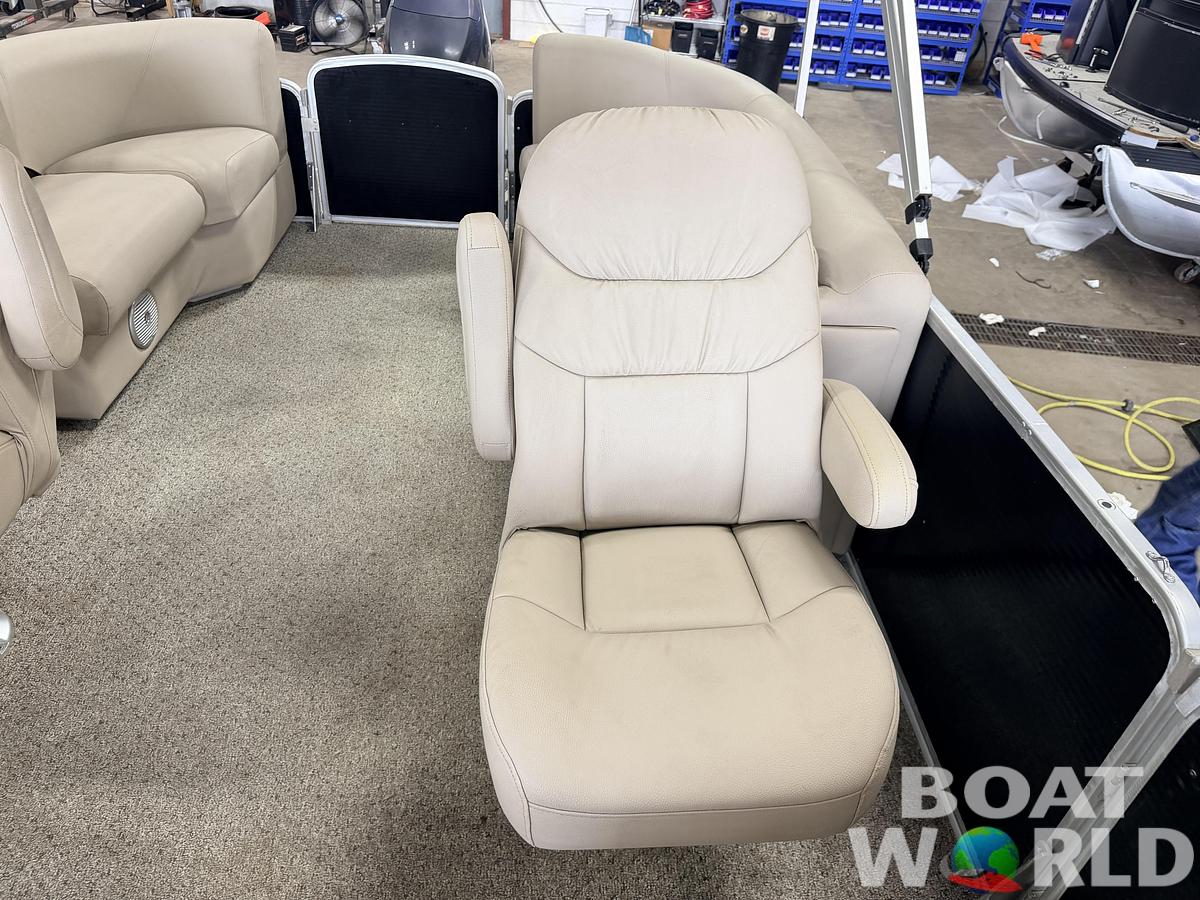 Used 2016 Weeres 220 Legacy & 90HP Yamaha 4Stroke -$19,995
