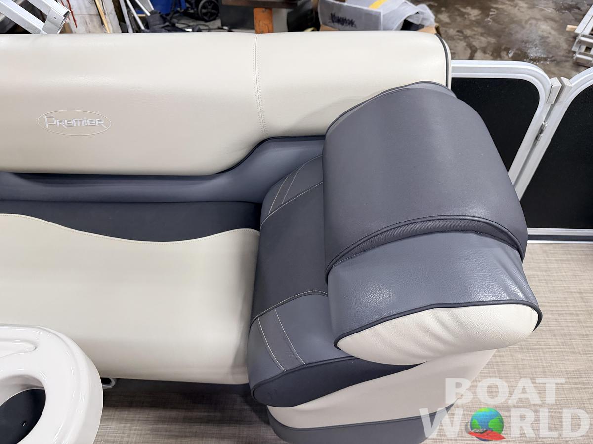 Used 2018 Premier 220 SunSpree