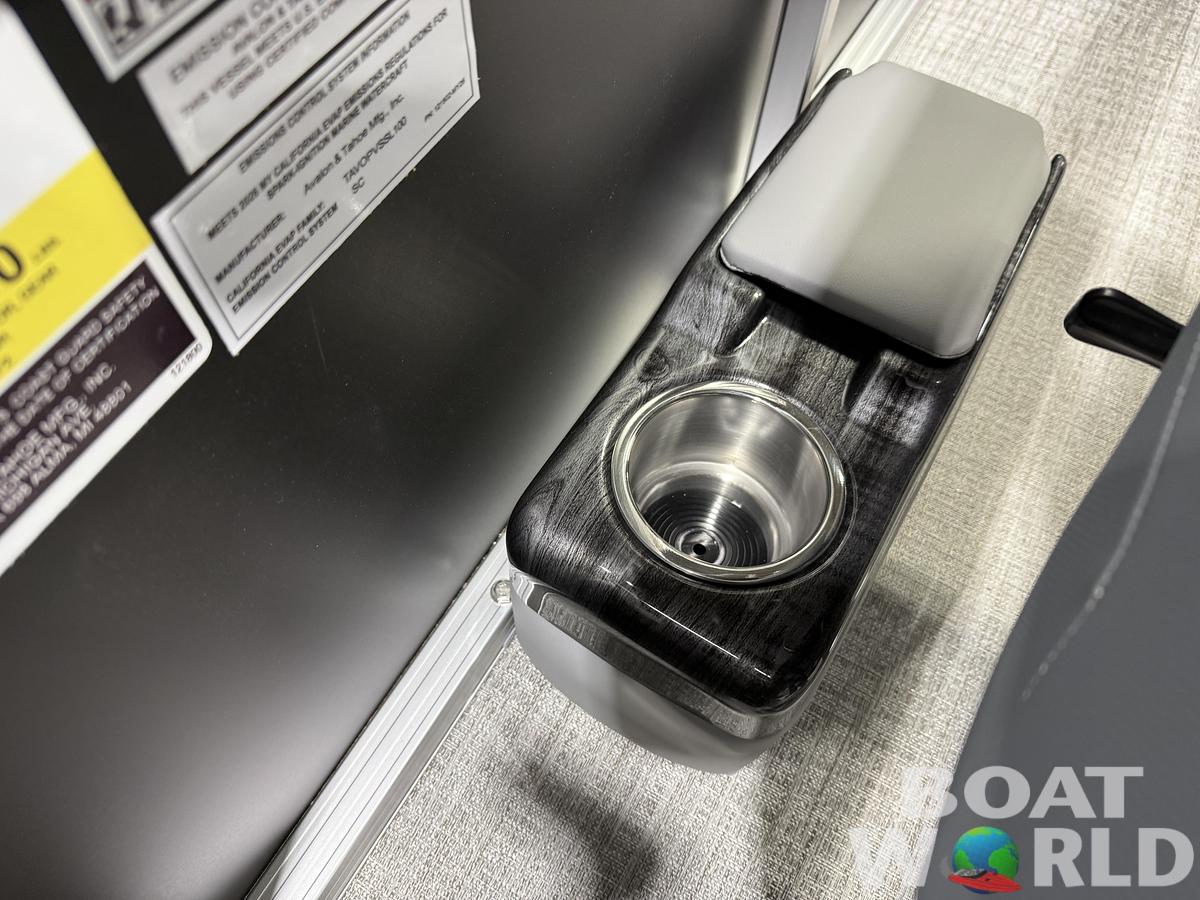 2026 Tahoe Pontoons Sport 2185 Rear Fish 