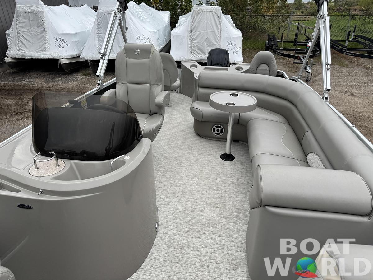 Used 2018 Premier 220 Explorer Pontoon