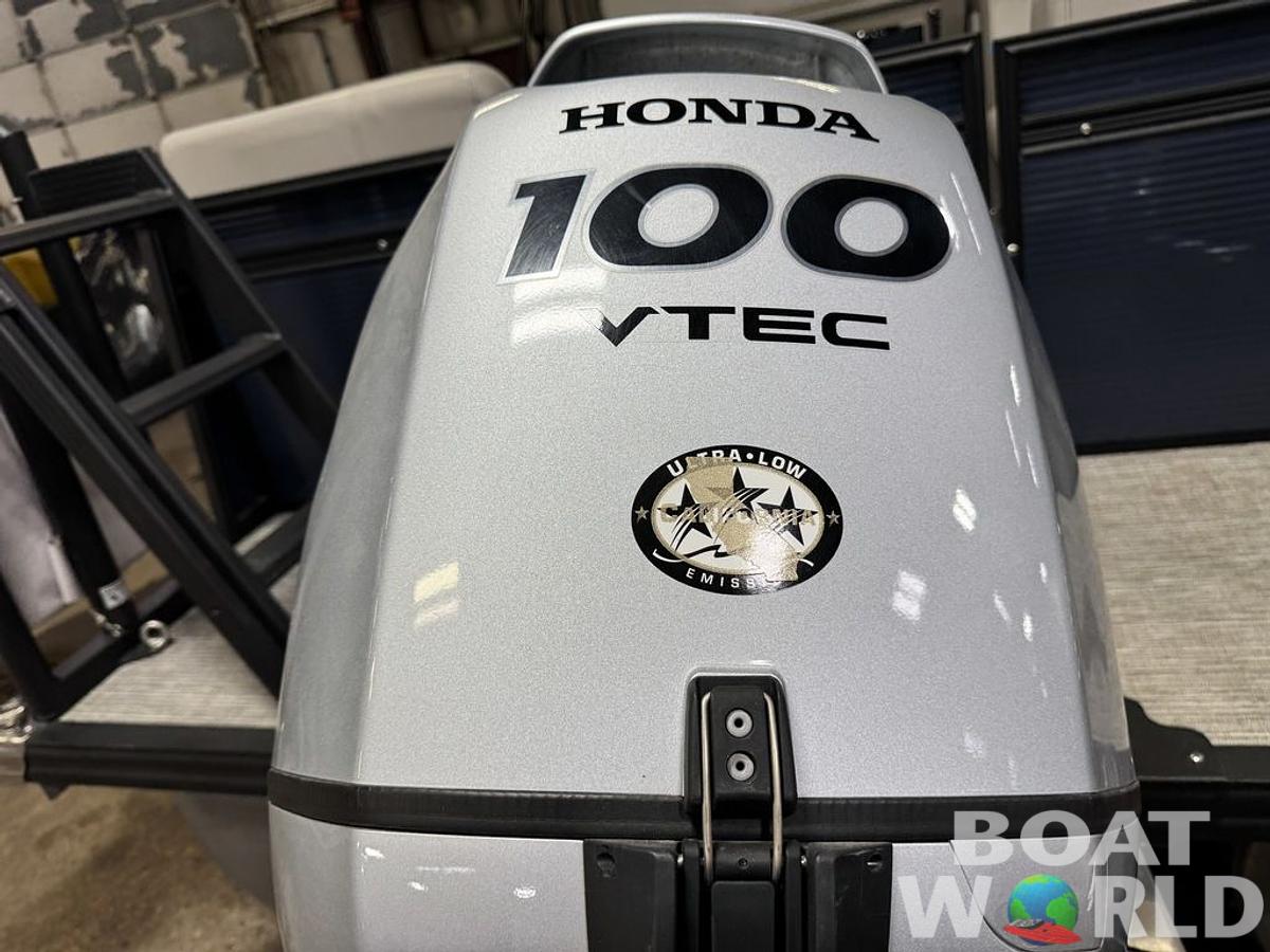 Used 2023 Qwest Pontoons 822 E-Class RLS LT Pontoon