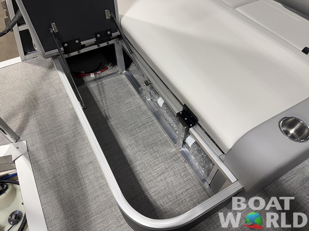 2026 Tahoe Pontoons Sport 2180 Swingback (VRB) 