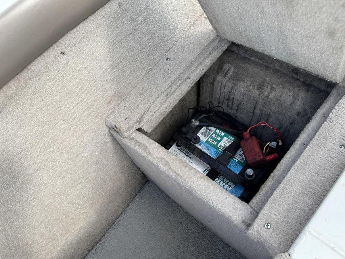 Used 2010 Smoker Craft Pro Mag 182