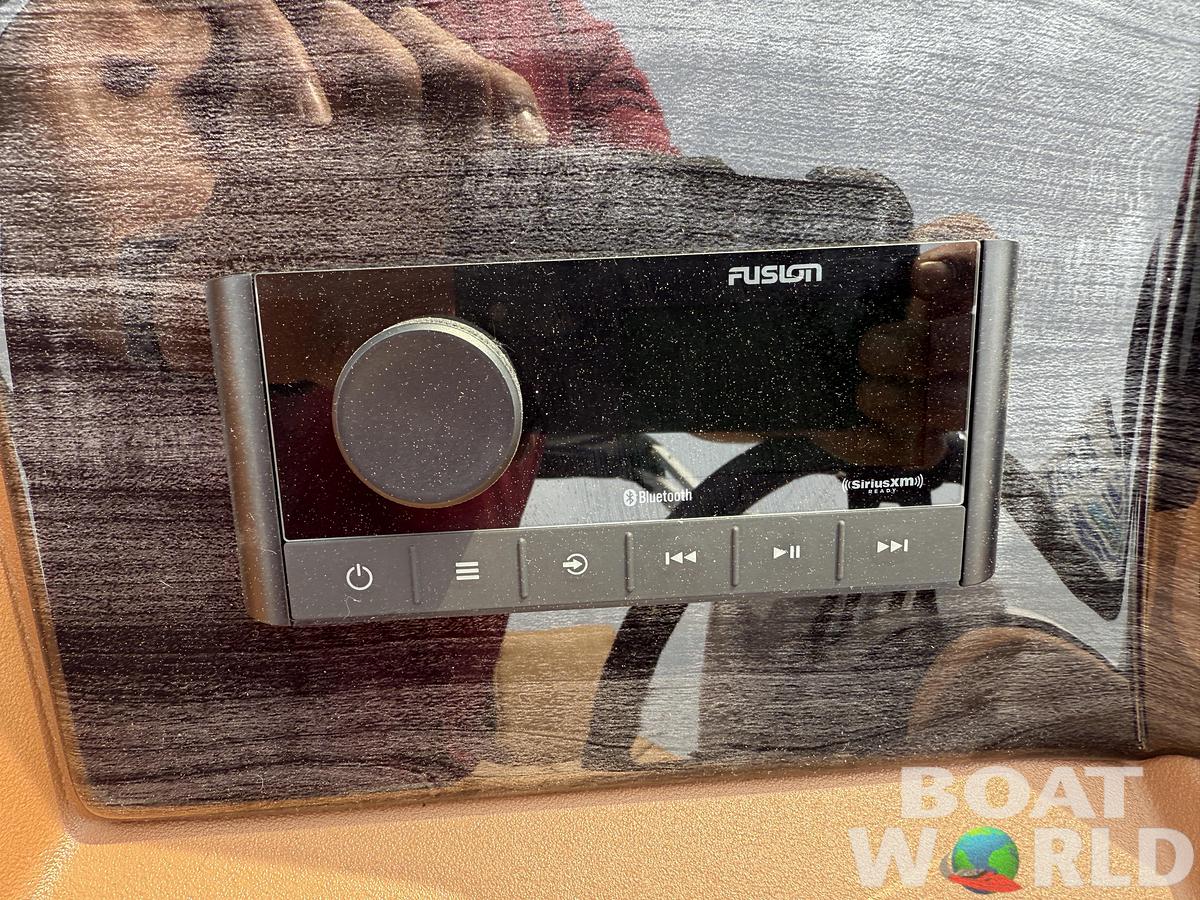 2025 Tahoe Pontoons LTZ 2385 Swingback (VRB) Tritoon & Honda 4-Stroke EFI