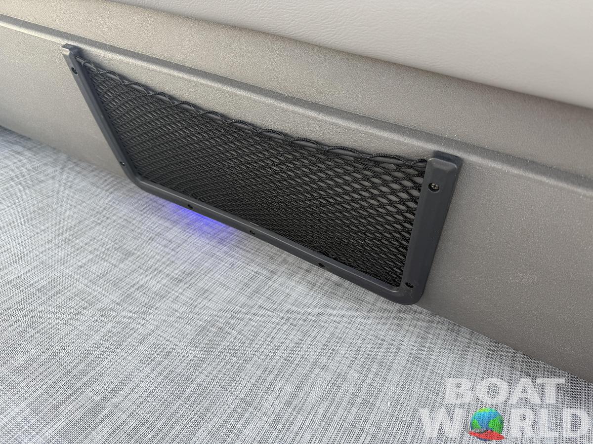 2026 Princecraft Vectra 21 Cruise Lounge Pontoon & Mercury 4-Stroke EFI