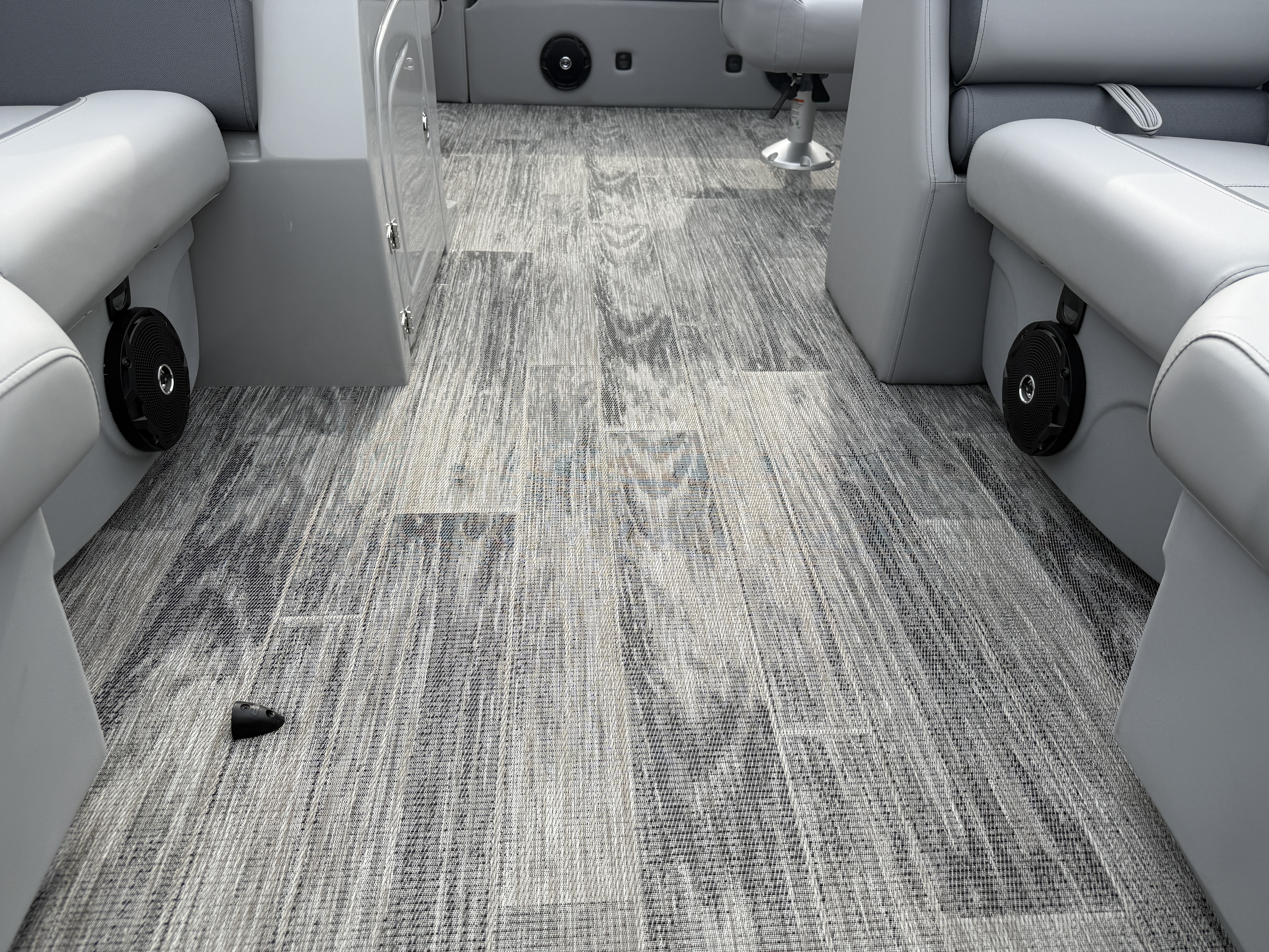 2025 Bentley Pontoons Legacy 200 Swingback