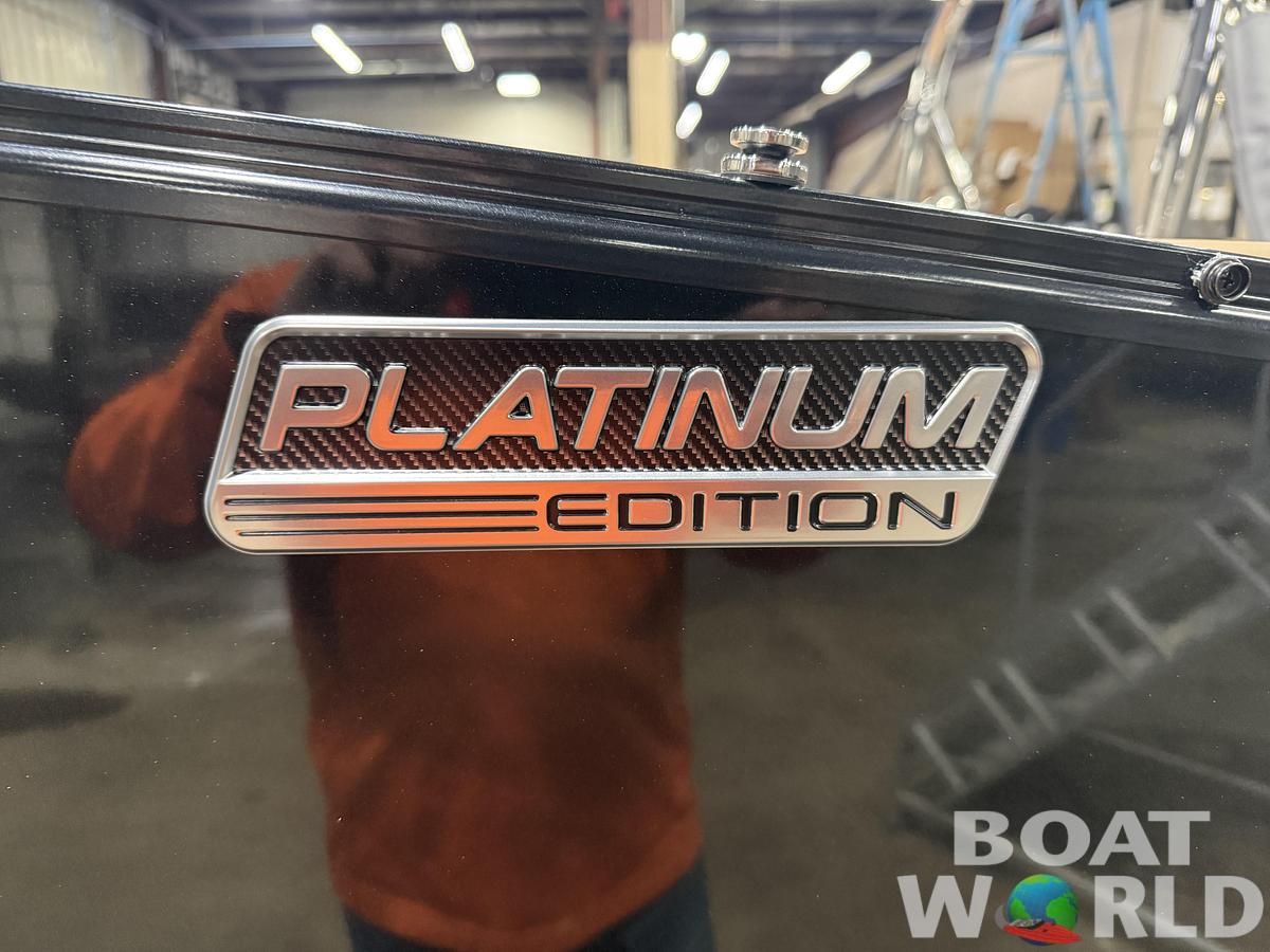 2026 Tahoe Pontoons Cascade 2385 Swingback (VRB) Tritoon 