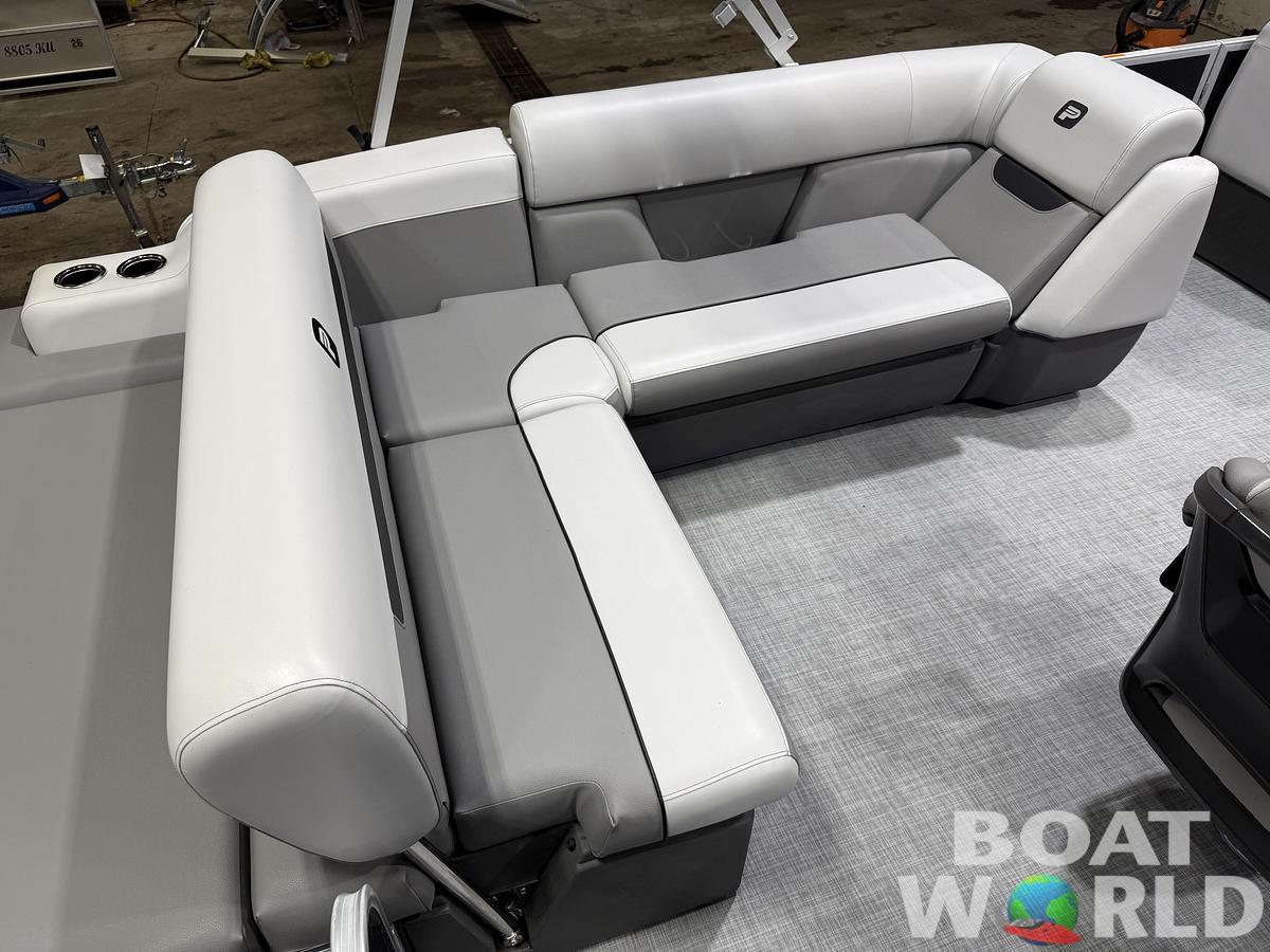 2025 Princecraft 23' Swingback & 150HP 