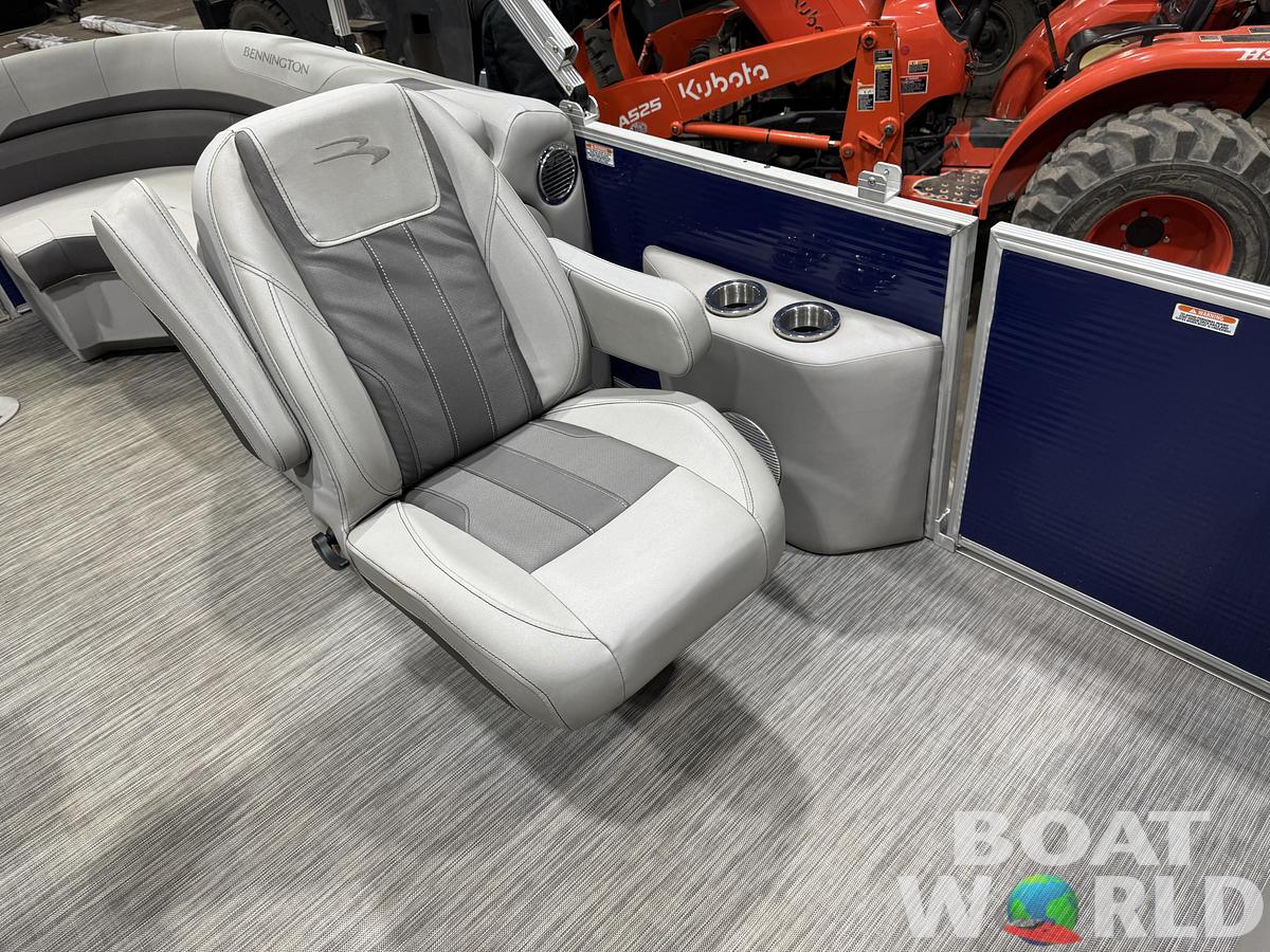 Used 2021 Bennington 22 SX Pontoon