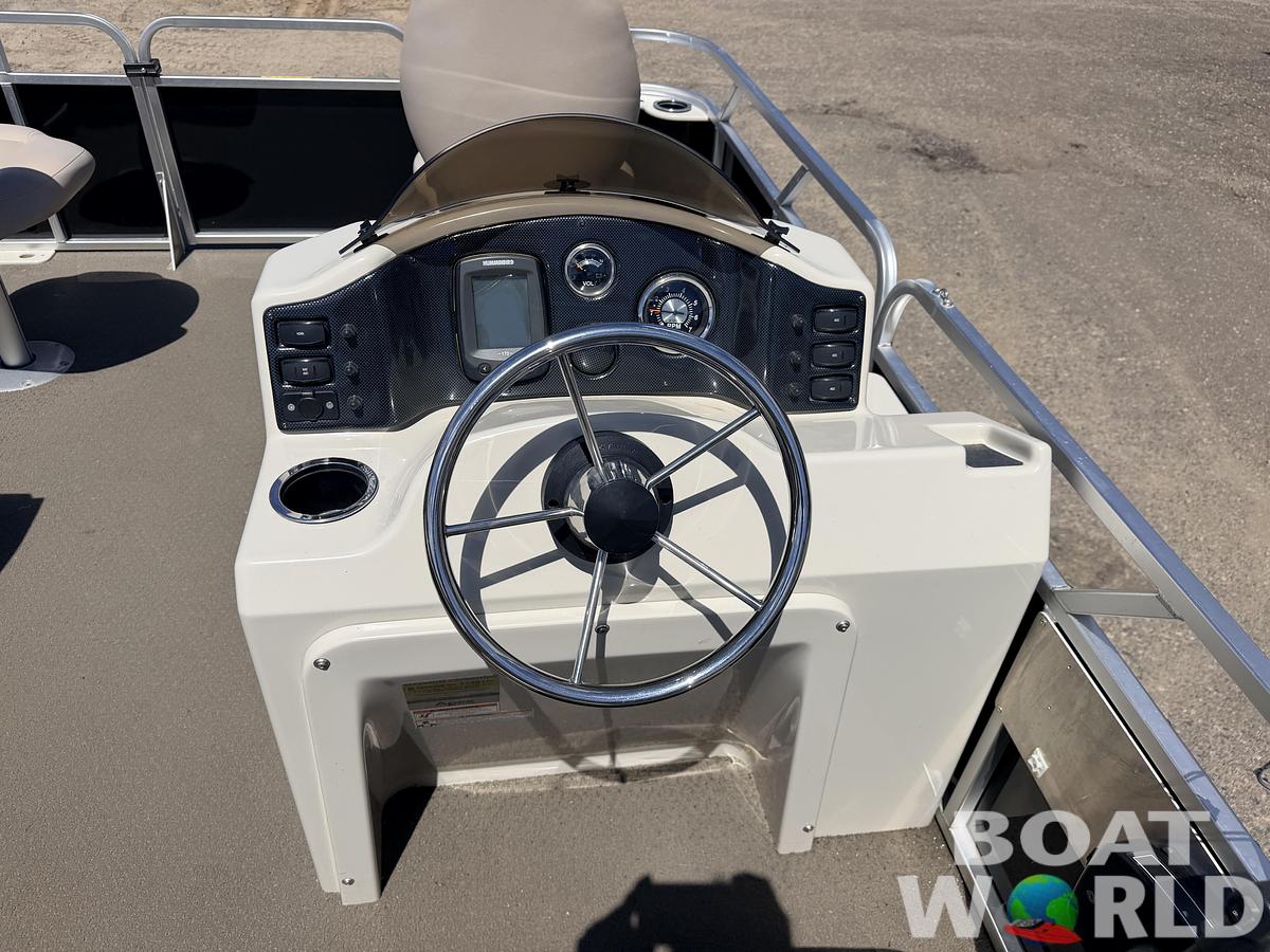 Used 2013 Qwest 7516 Adventure & 40HP Mercury 4Stroke - $16,995