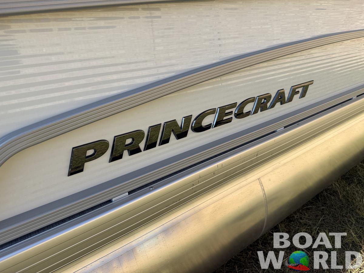 2026 Princecraft Vectra 23 RL SS Swingback Pontoon & Mercury 4-Stroke EFI