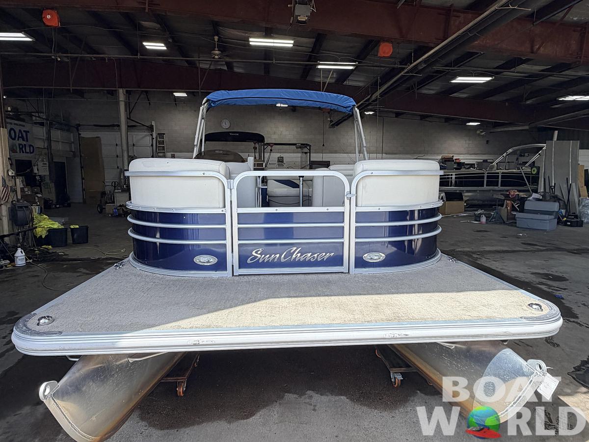 Used 2015 SunChaser 8520 Classic Cruise & 30HP Mercury 4Stroke EFI -$14,995