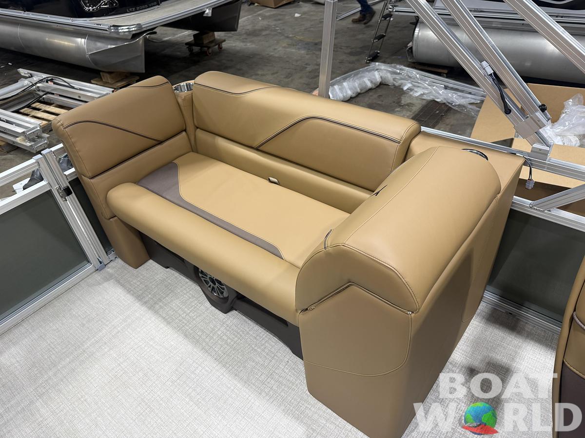 2026 Tahoe Pontoons Sport 2180 Quad Lounge