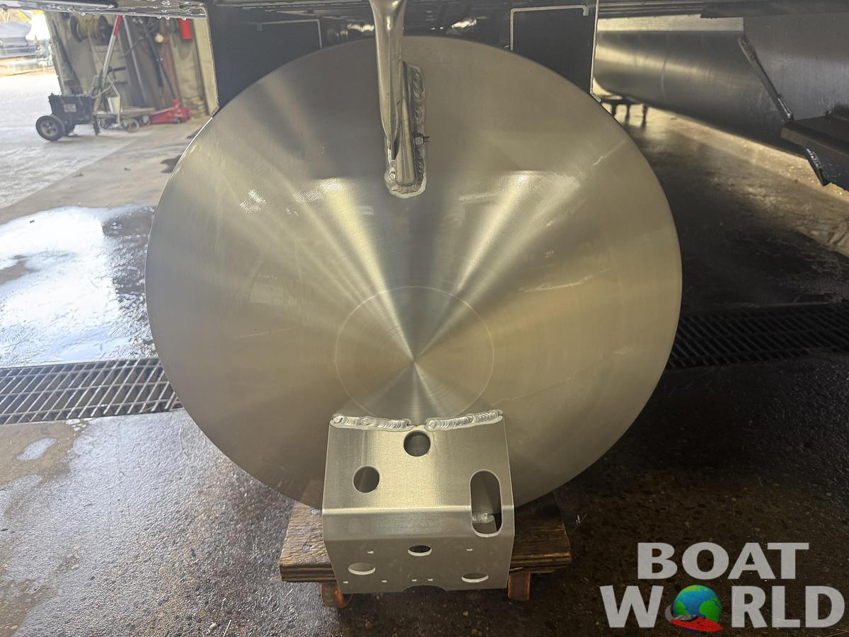 2026 Tahoe Pontoons LTZ 2385 Swingback (VRB) 