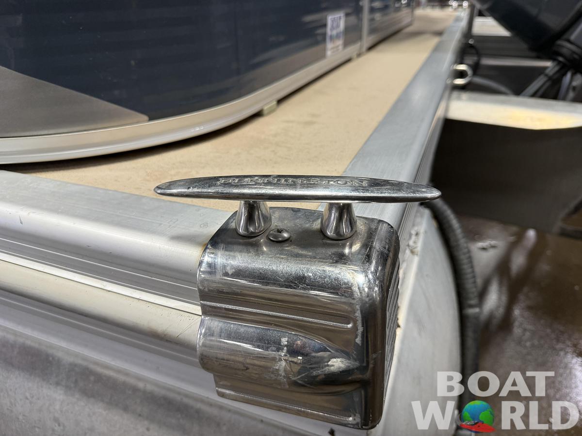 Used 2009 Bennington 2577 Cruise Pontoon