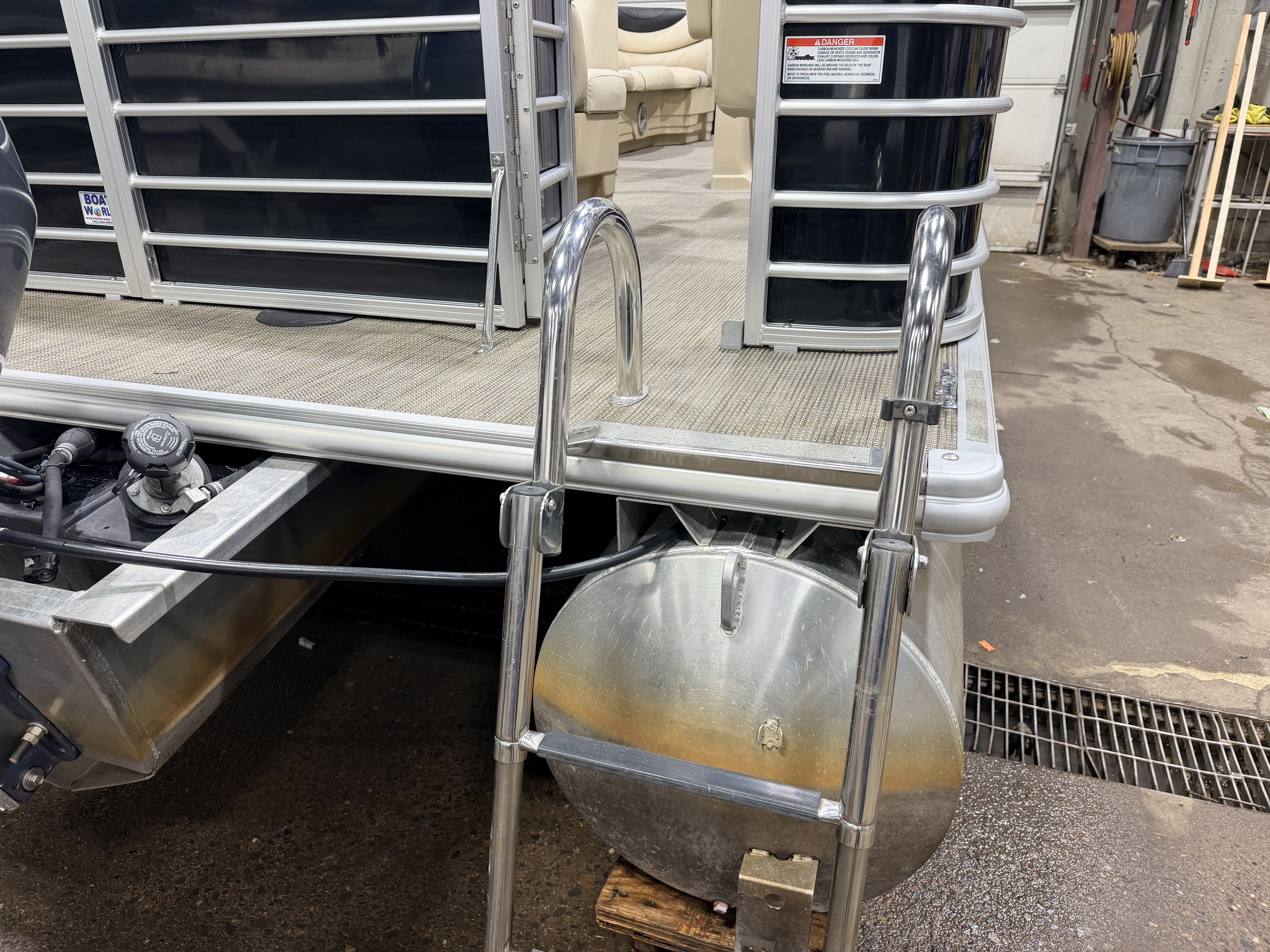 Used 2019 Sylvan Mirage 820 Cruise & 50HP Yamaha 4Stroke