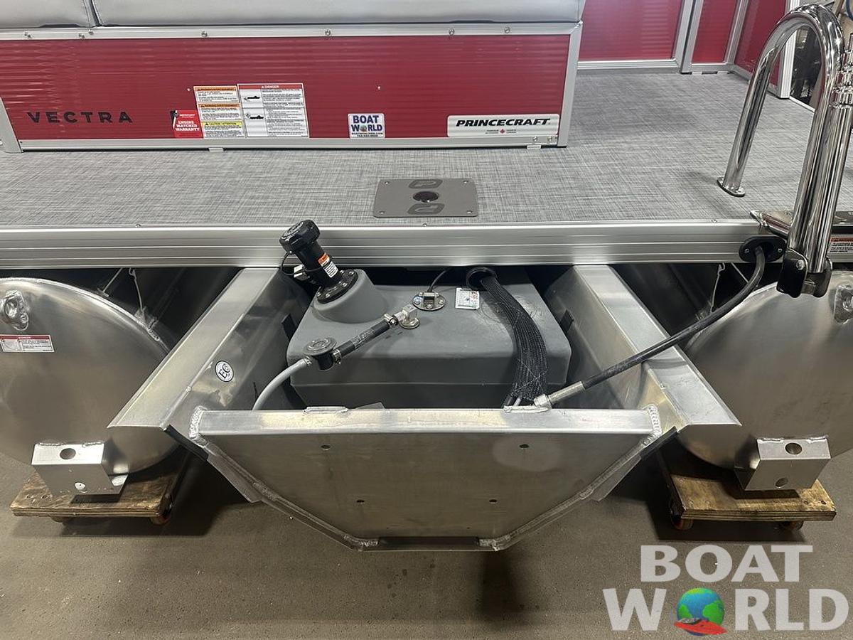 2025 Princecraft Vectra 23 RL SS Swingback Pontoon & Mercury 4-Stroke EFI