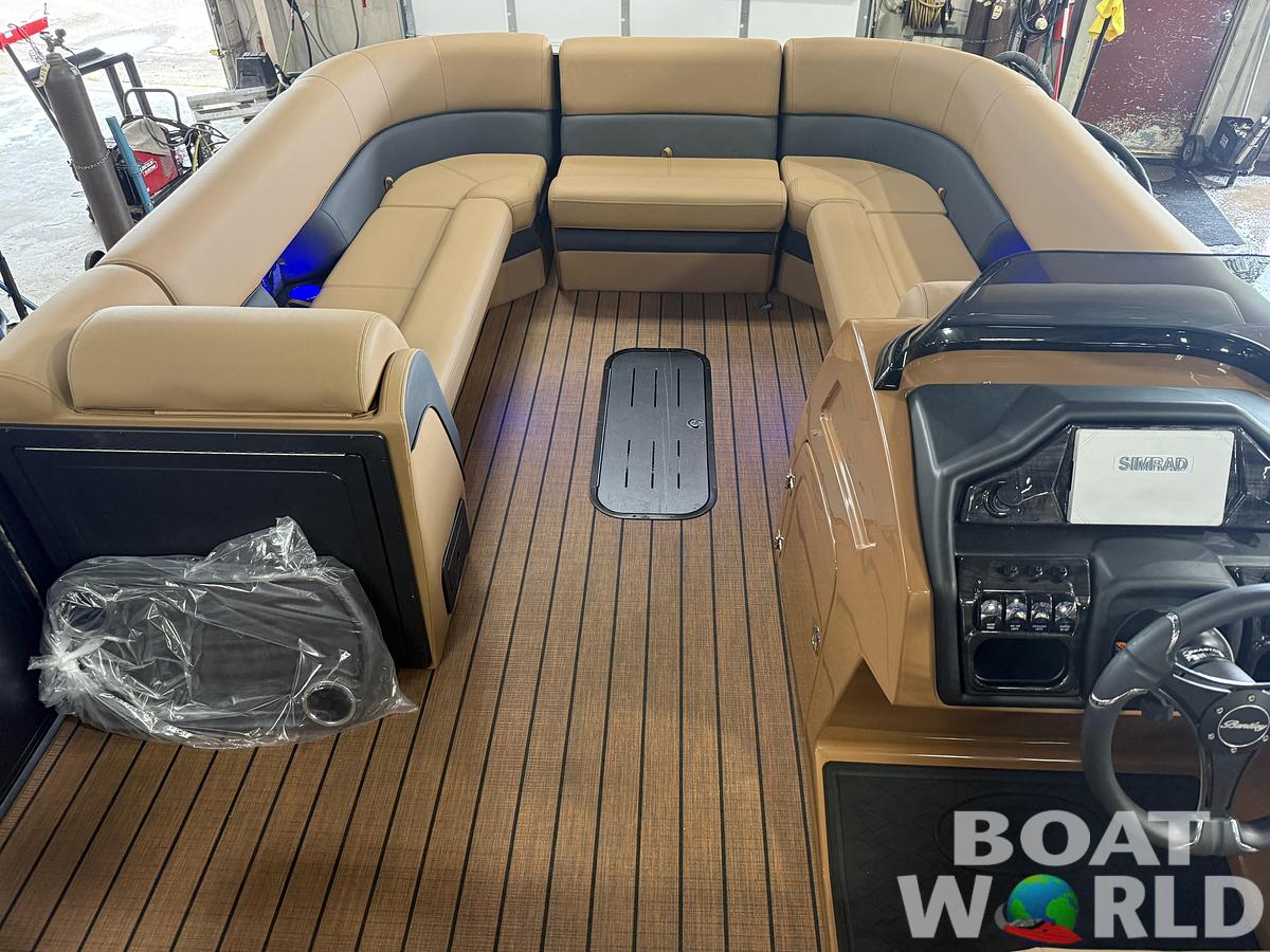 2026 Bentley 300HP Elite 253 Admiral Quad Lounge Tritoon $79995