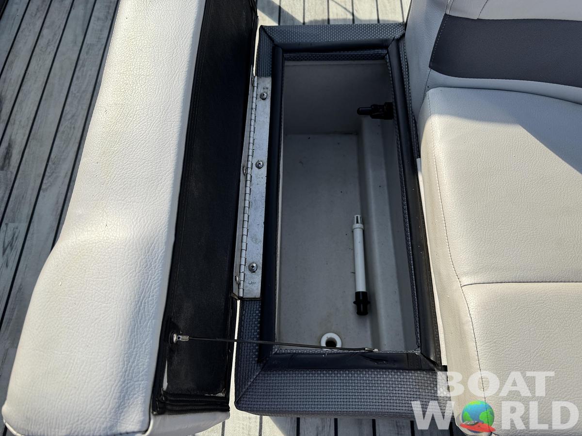 Used 2017 Crest  200 Pontoon with 115HP Yamaha Fourstroke EFI