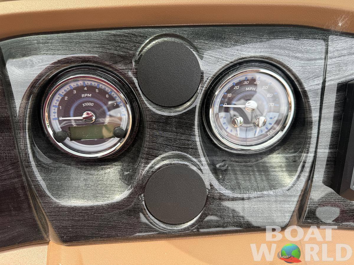 2025 Tahoe Pontoons LTZ 2385 Swingback (VRB) & Honda 4-Stroke EFI