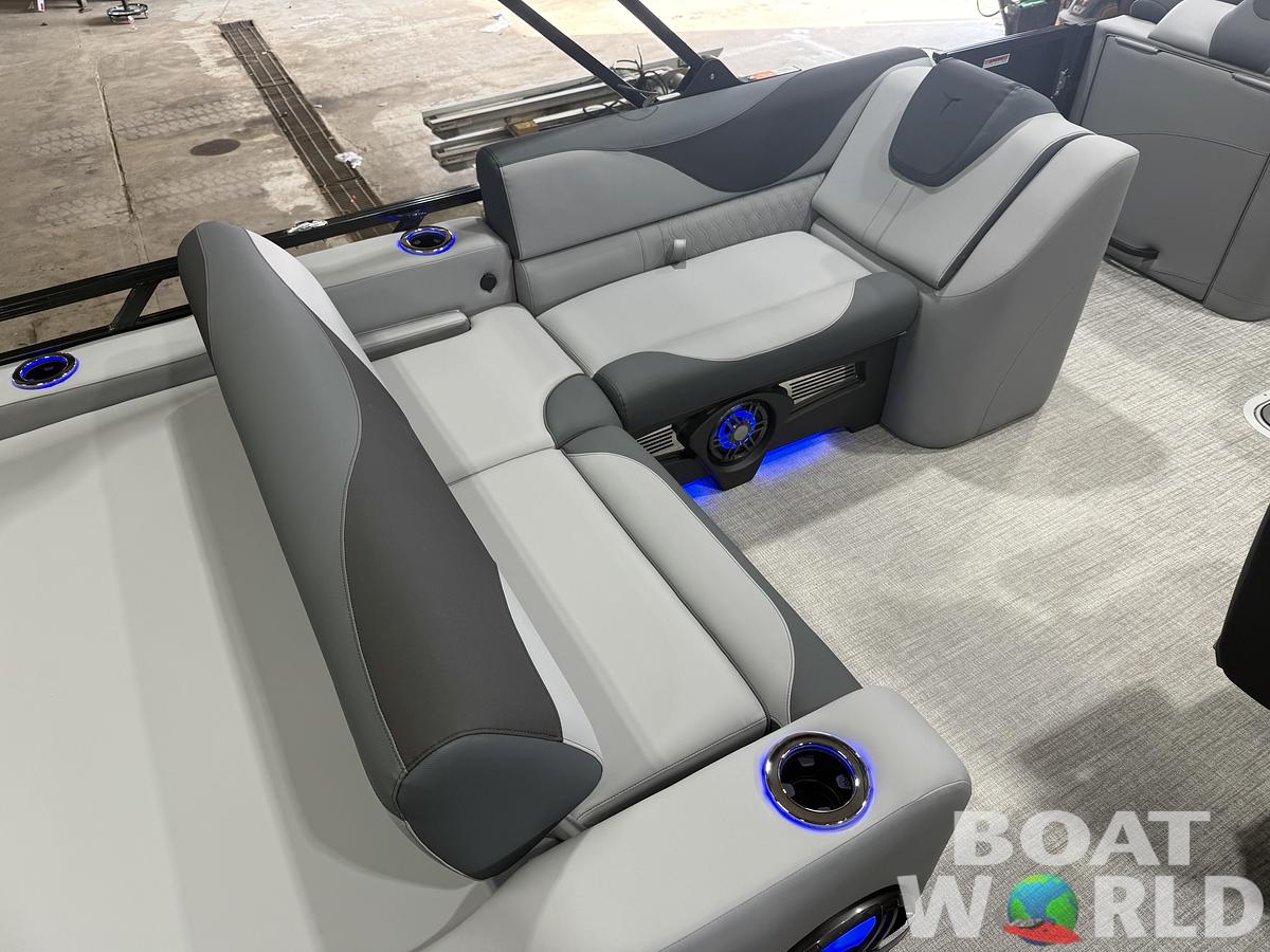2027 Tahoe LTZ 300HP VRB 2585 Swingback Tritoon $69,995