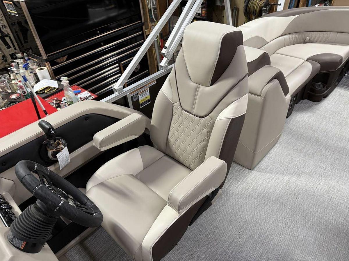 2025 Tahoe Pontoons LTZ 2385 Quad Lounge & Honda 4-Stroke EFI