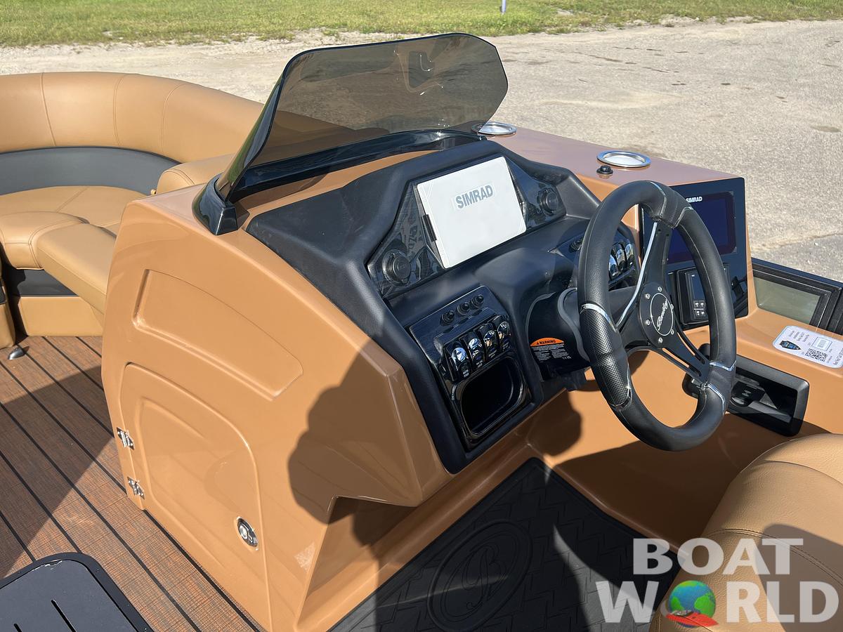 2026 Bentley Pontoons Elite 223 Admiral Quad Lounge Tritoon