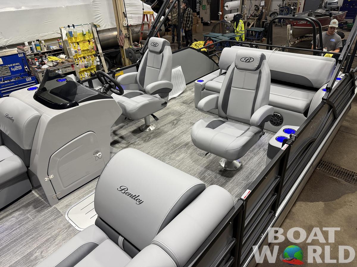2027 Bentley Legacy 223 Swingback Tritoon $53995
