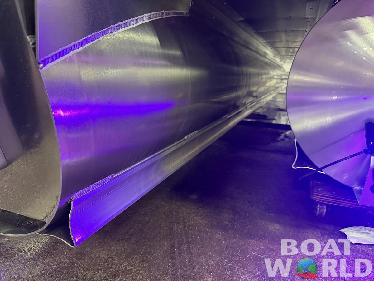 2026 Tahoe Pontoons Grand Tahoe 2585 Elite Windshield Tritoon & Mercury 400HP V10