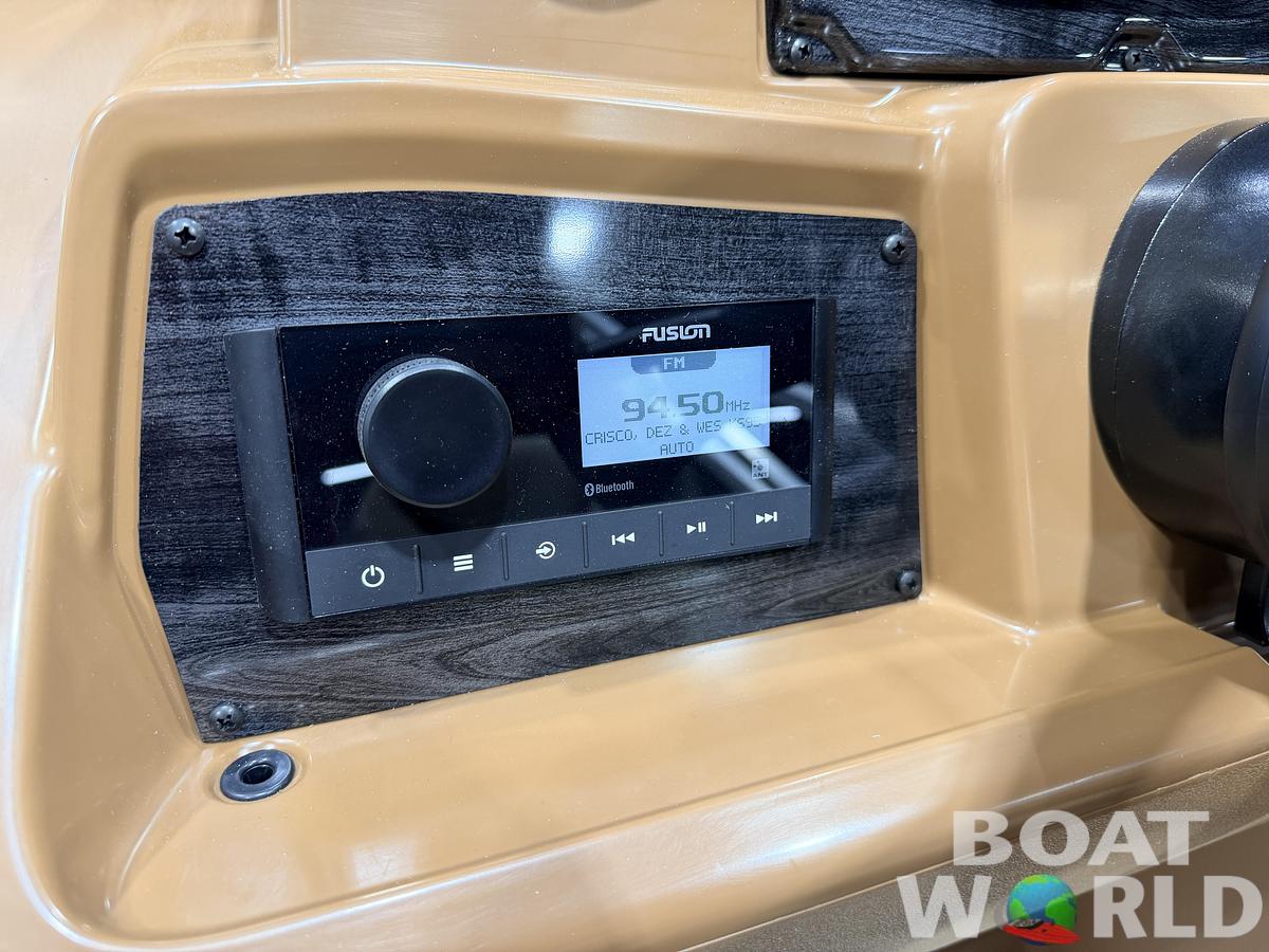 2027 Tahoe Sport 2180 Cruise & 4-Stroke $30995