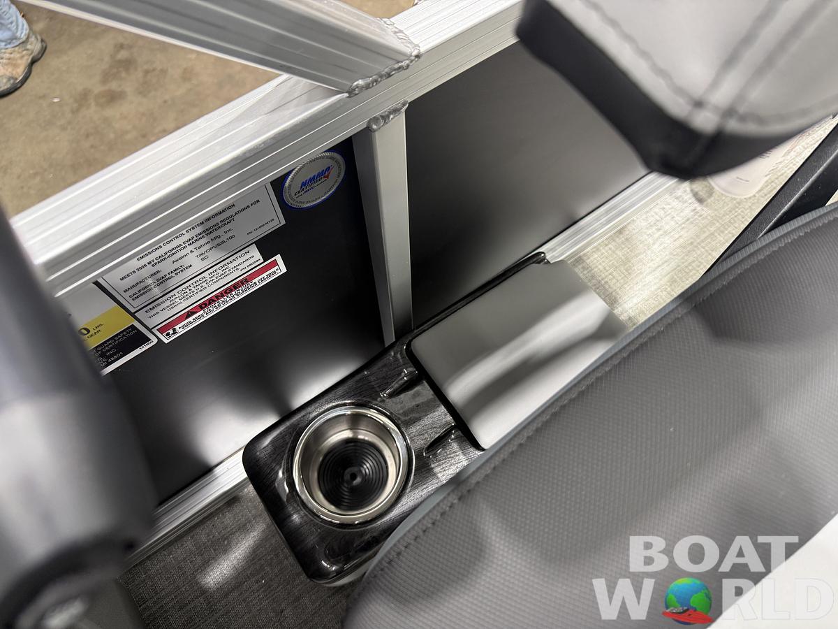 2026 Tahoe Pontoons Sport 2185 Swingback (VRB)