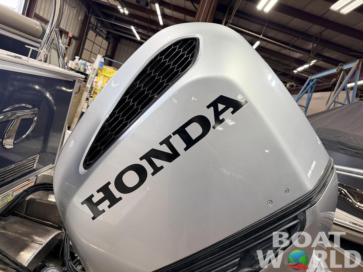 Used 2022 Tahoe Pontoons Cascade 2385 Quad Lounge Tritoon & 200HP Honda 4Stroke -$49,995