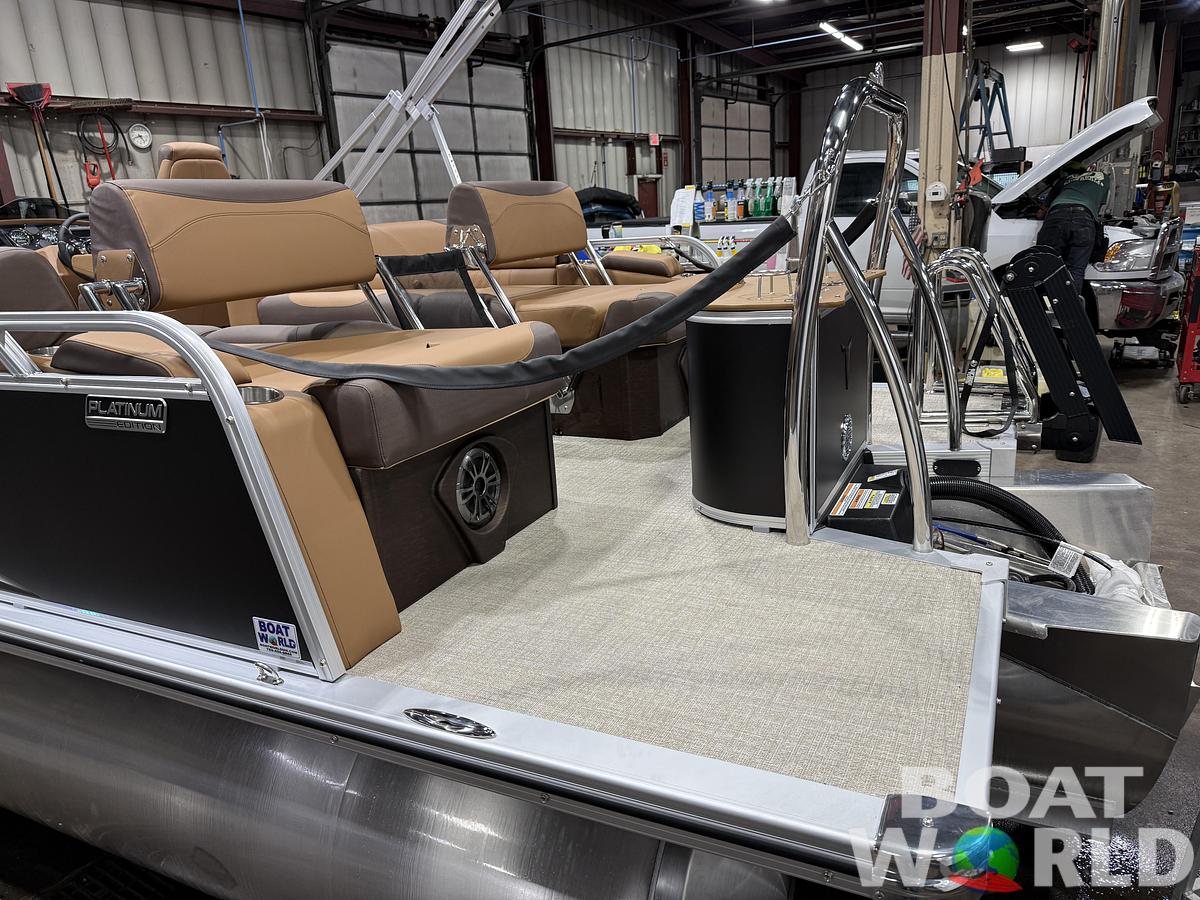 2026 Tahoe Pontoons LTZ 2385 Quad Lounge Shift SS Tritoon 