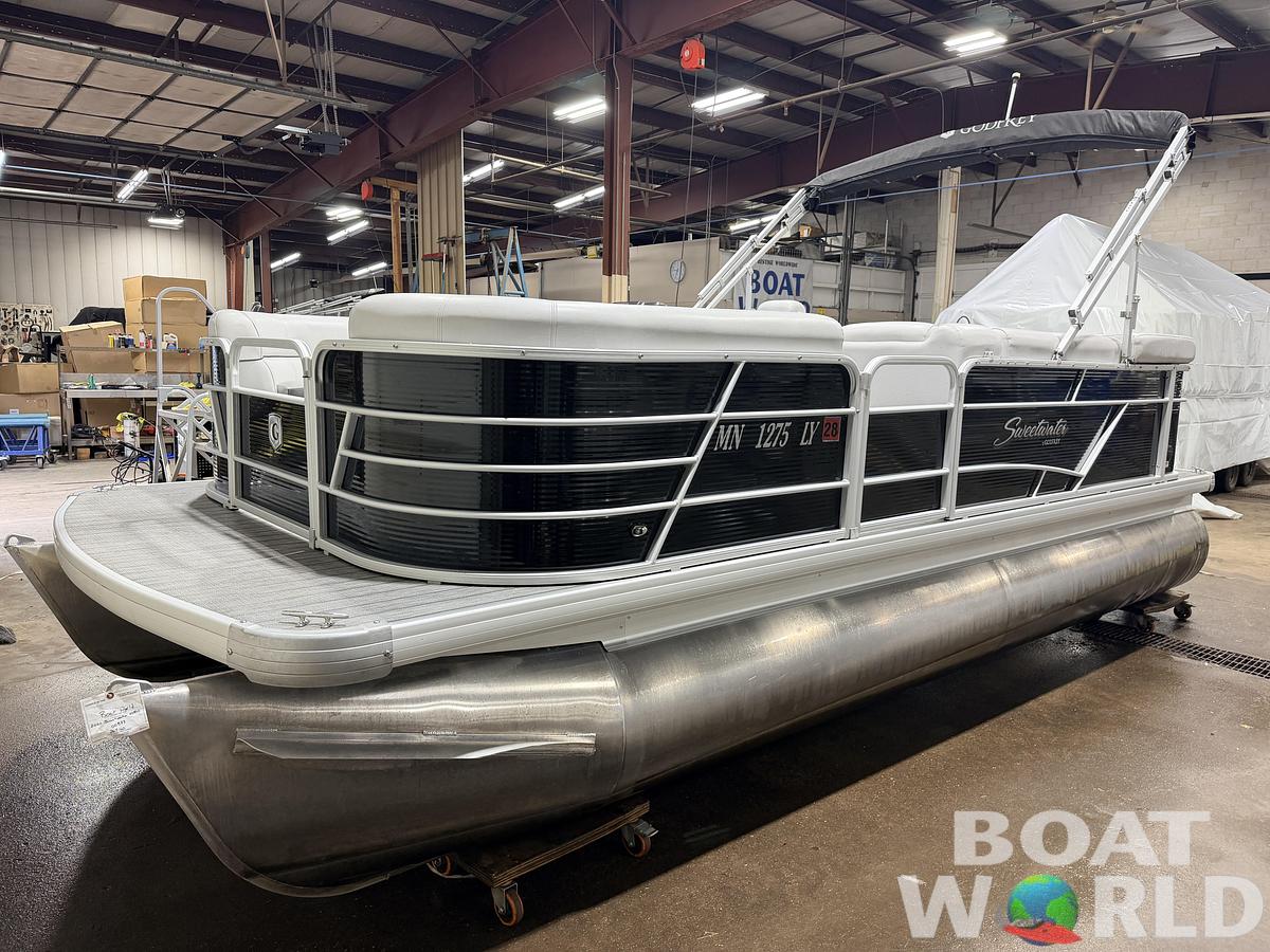 Used 2020 Sweetwater 2086 Cruise Pontoon & 70HP Suzuki 4Stroke -$25,995