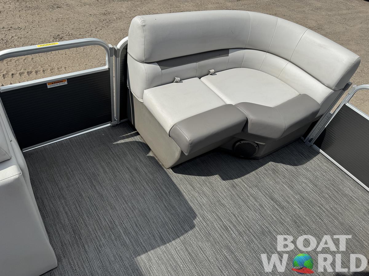 Used 2021 Sweetwater 1880 Pontoon