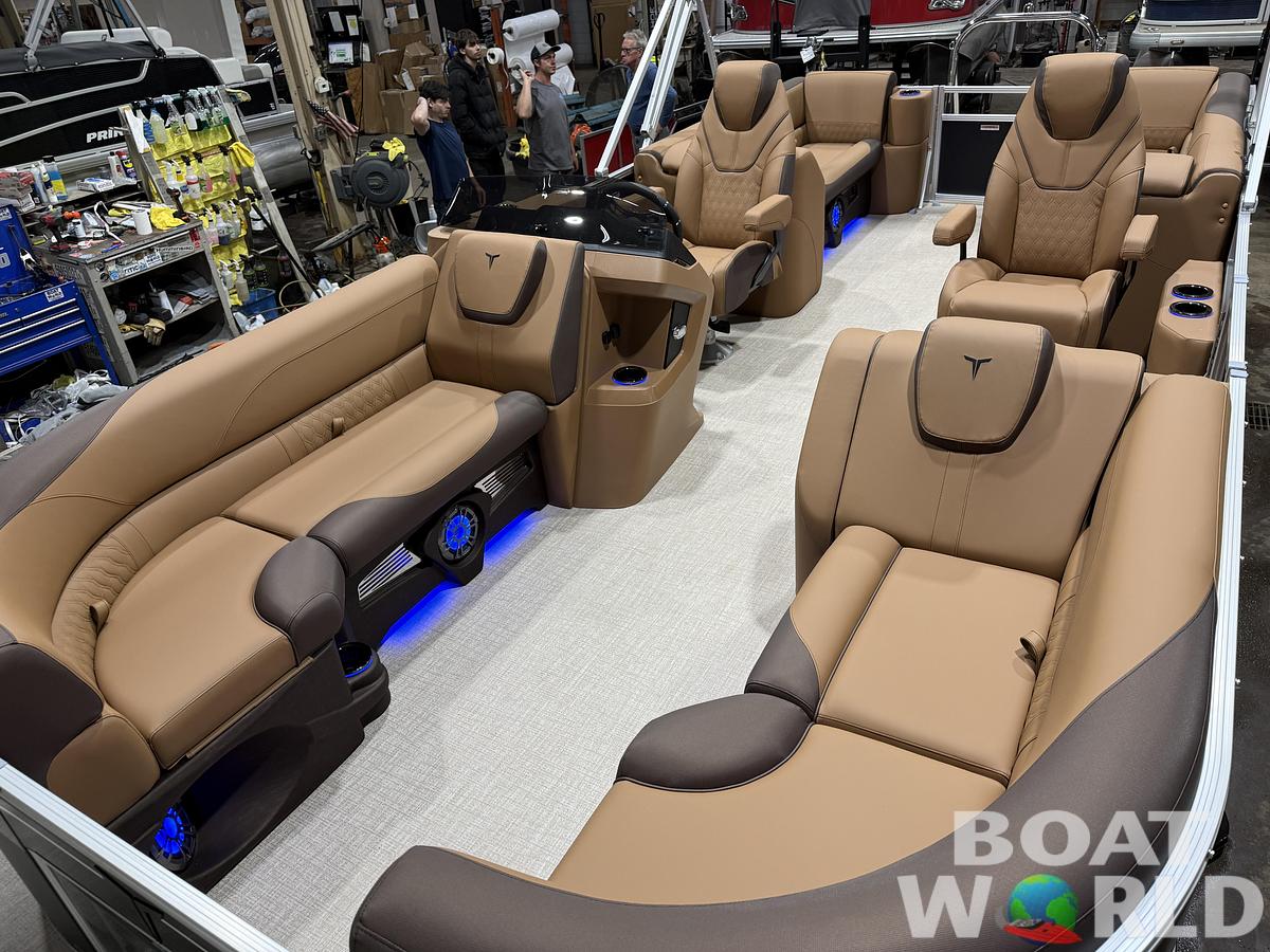 2027 Tahoe LTZ 2385 Quad Lounge & 4-Stroke $42995