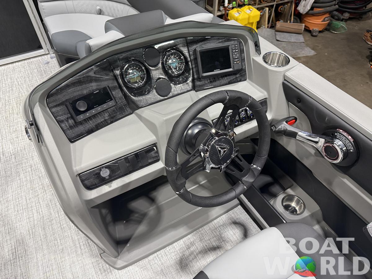 2026 Tahoe Pontoons LTZ 1985 Cruise Pontoon