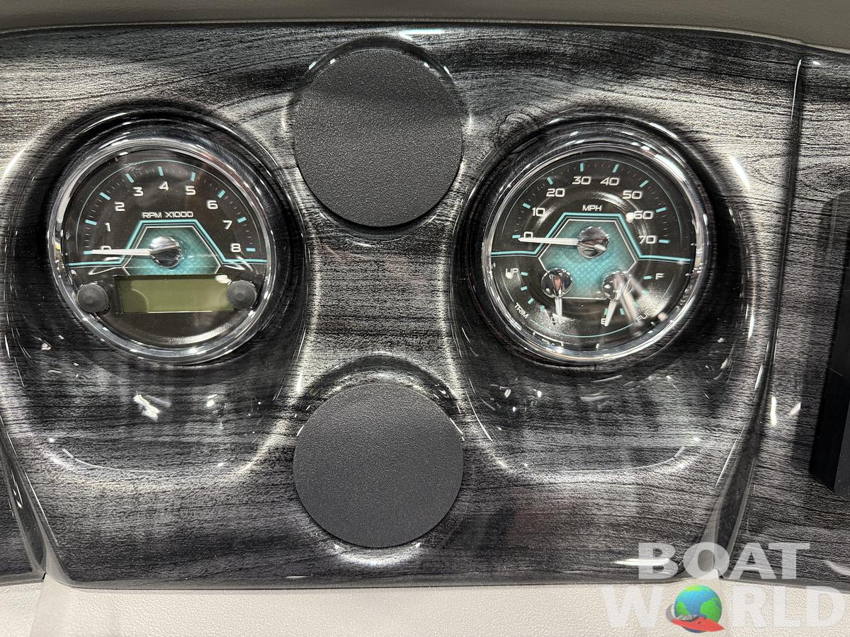 2026 Tahoe Pontoons LTZ 1985 Cruise Rear Bench (CRB) 