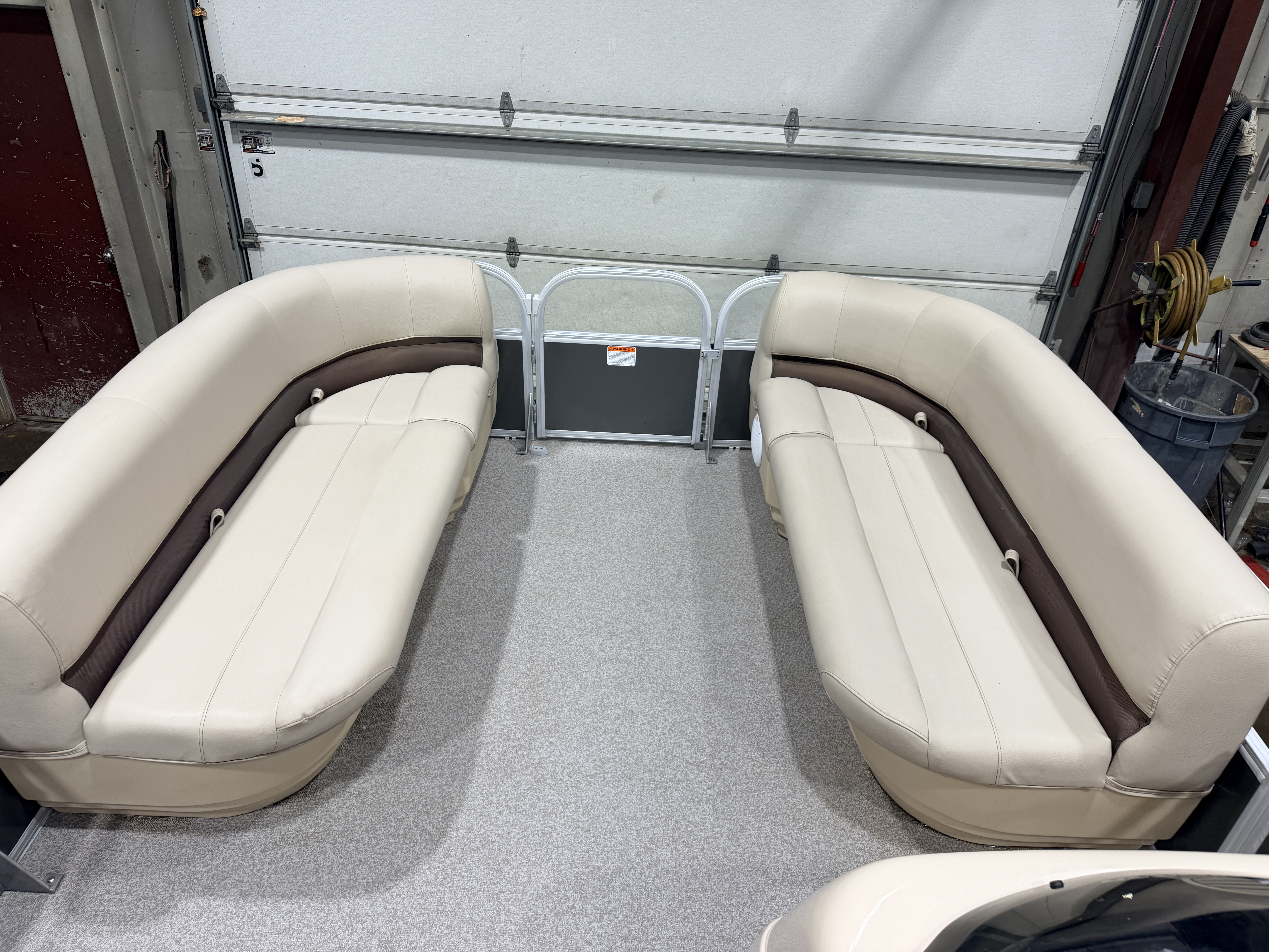 Used 2019 Sun Tracker Party Barge 18 DLX & 75HP Mercury 4Stroke -$21,995