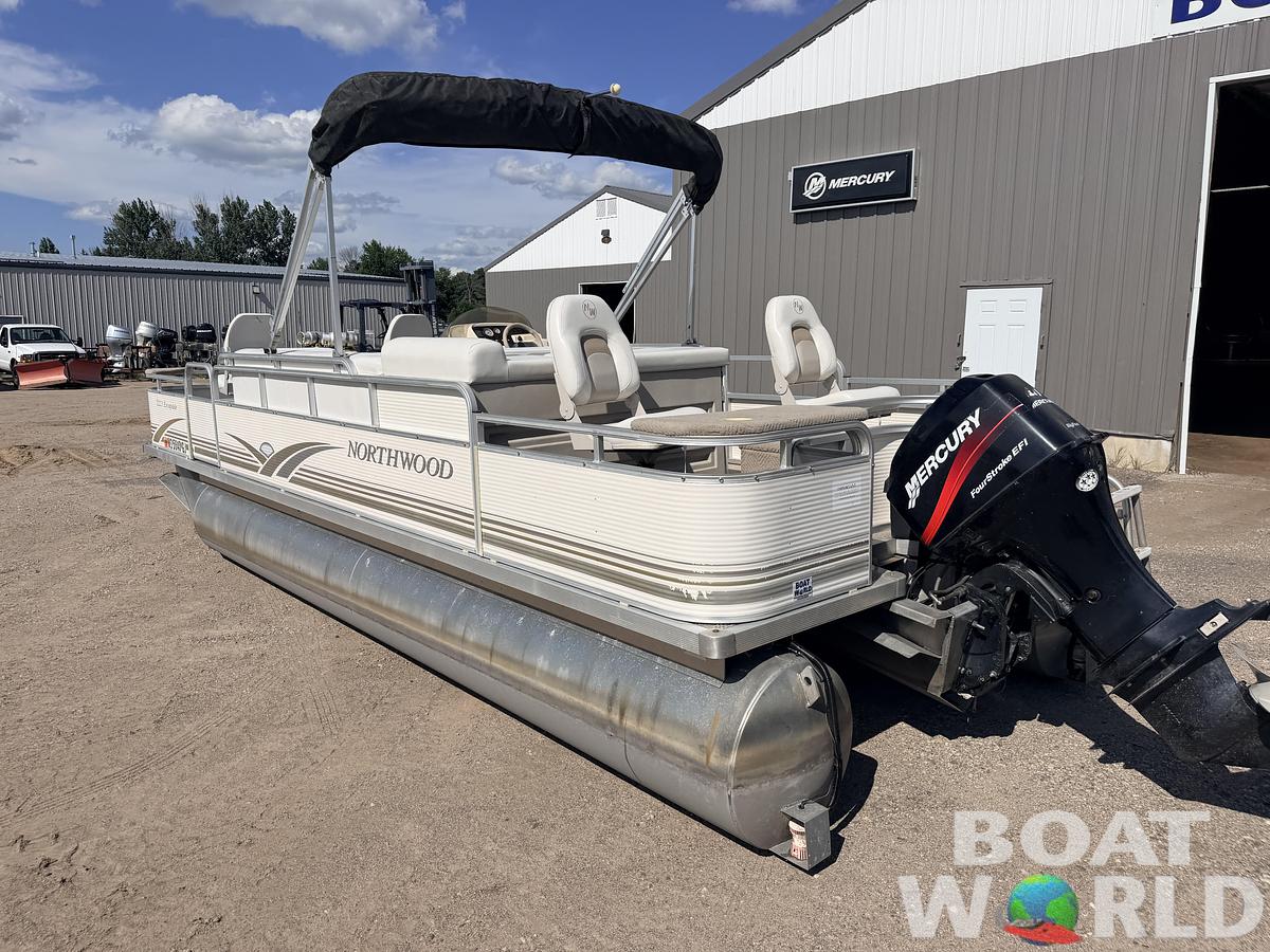 Used 2002 Northwoods 2223 Escapade & 40HP Mercury Bigfoot 4Stroke -$13,995