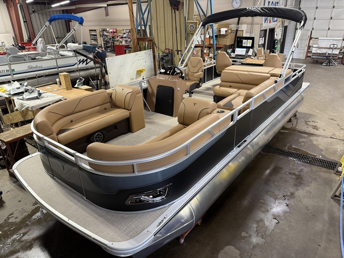 2026 Tahoe Pontoons Sport 2385 Rear Fish & Honda 4-Stroke EFI