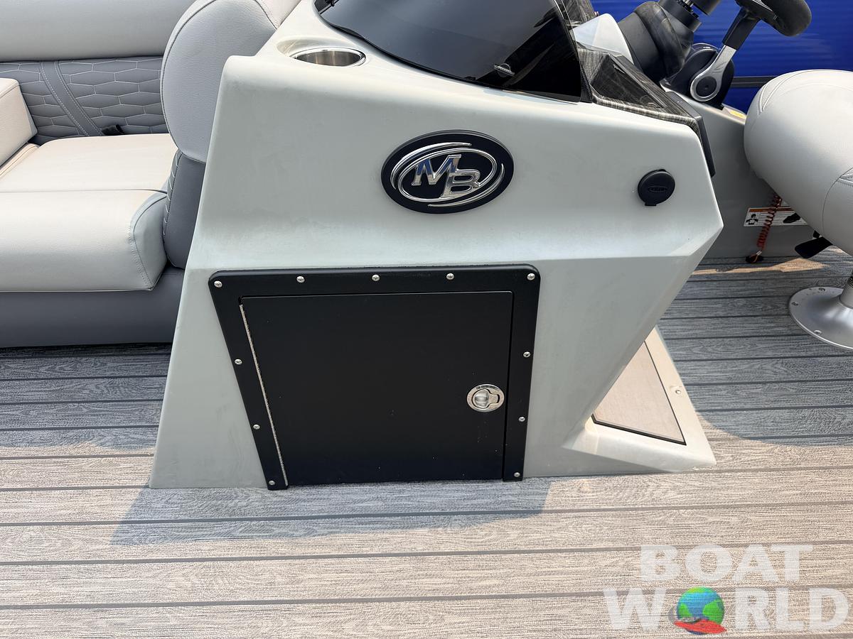 Used 2021 Montego Bay 8522 Fish & Cruise Deluxe Pontoon & 90HP Honda 4Stroke -$29,995