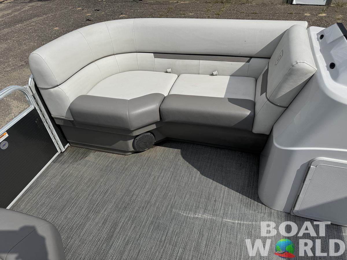 Used 2021 Sweetwater 1880 Pontoon