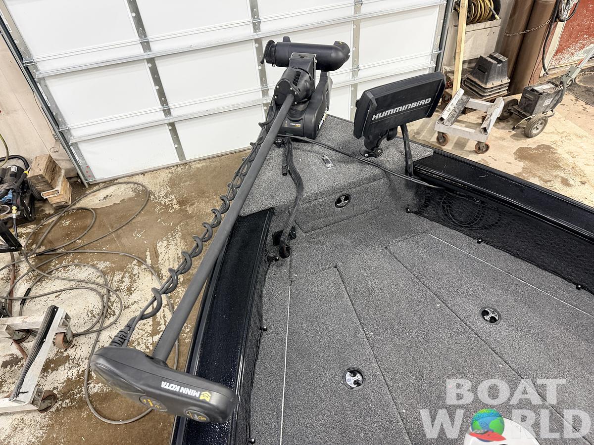 Used 2022 Lund 1875 Pro-V &  200HP Mercury ProXS - $49,995