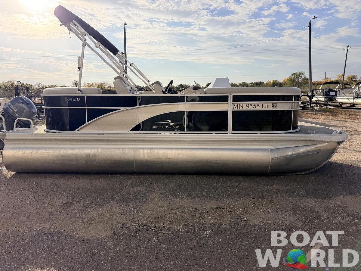 Used 2018 Bennington 20 SSRX & 50HP Yamaha 4 Stroke -$24,995