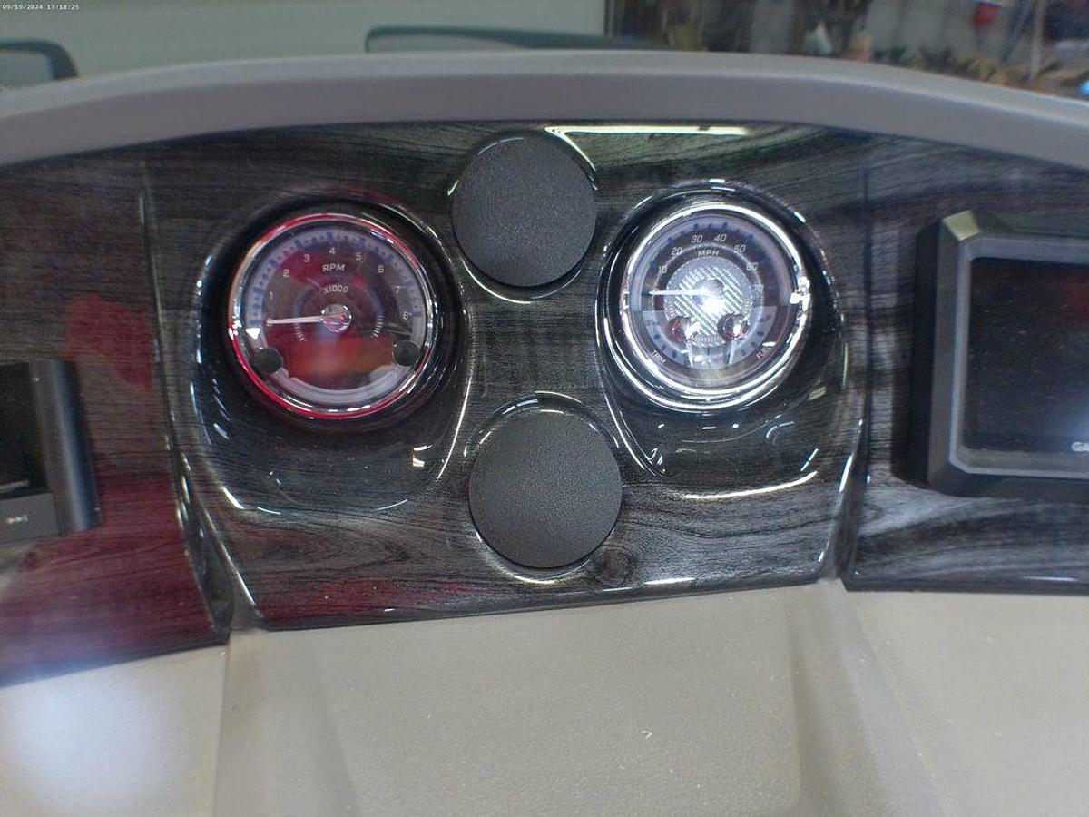 2025 Tahoe Pontoons LTZ 2385 Quad Lounge Shift SS & Honda 4-Stroke EFI