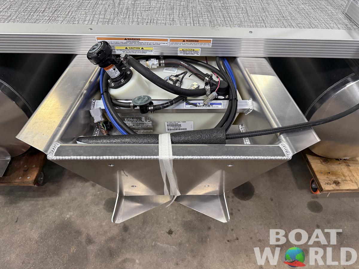 2026 Tahoe Pontoons Sport 2385 Swingback (VRB) & Honda 4-Stroke EFI