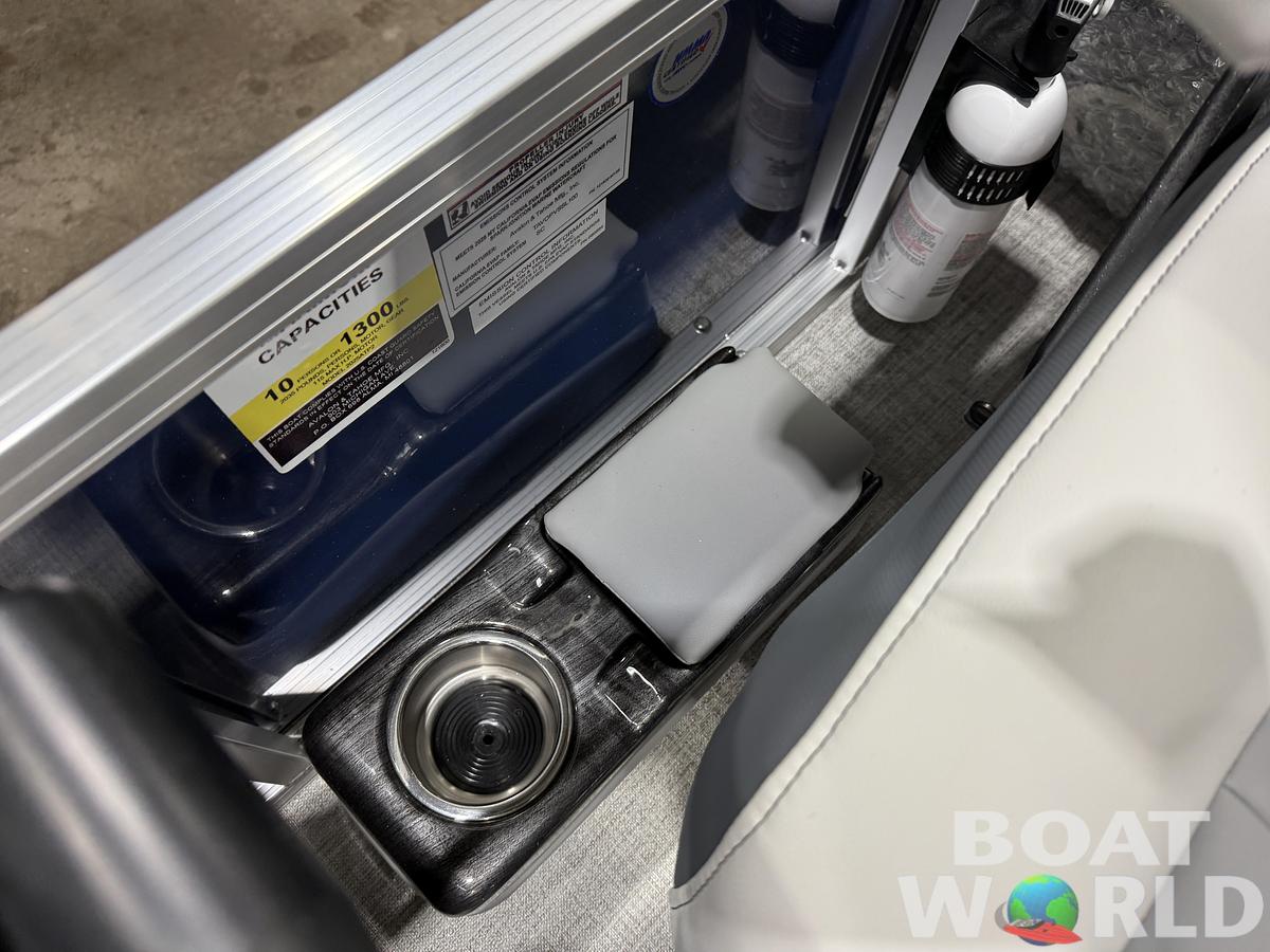 2026 Tahoe Pontoons Sport 2180 Quad Lounge 