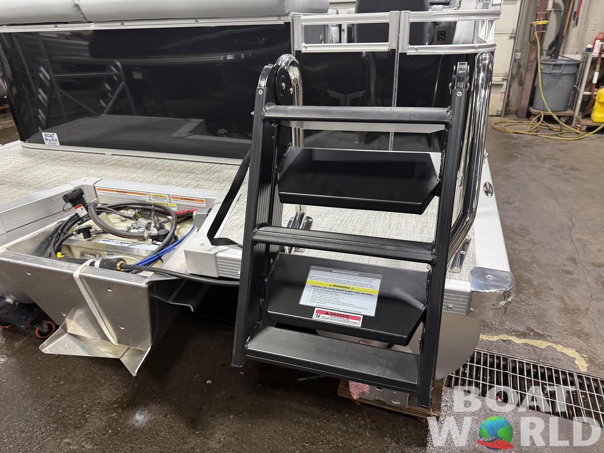 2026 Tahoe Pontoons LTZ 1985 Cruise Pontoon